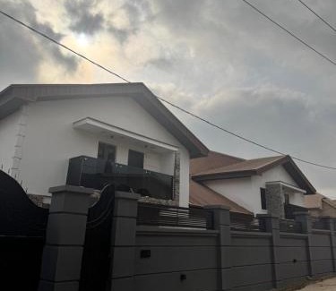 Ibadan Apartment | House 14 Apartment