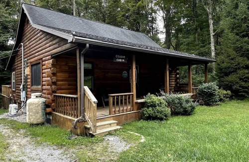 Bruceton Mills House | House ∙ 2 bedrooms ∙ 5 guests