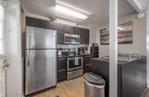 SoHo House | House ∙ 2 bedrooms ∙ 6 guests