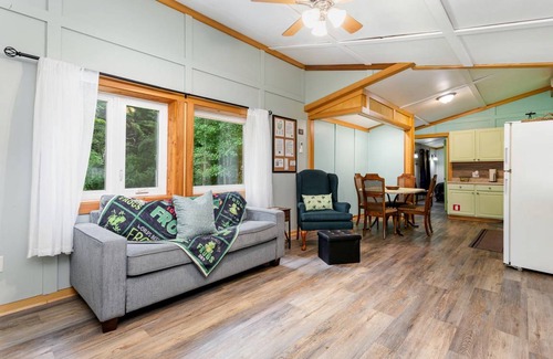 Logan House | House ∙ 2 bedrooms ∙ 4 guests