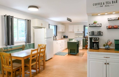 Mississippi Mills House | House ∙ 2 bedrooms ∙ 6 guests