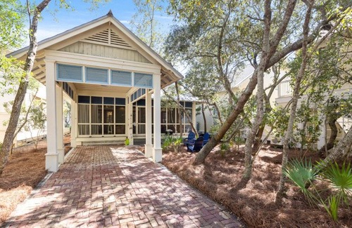 Watercolor House | House ∙ 2 bedrooms ∙ 6 guests