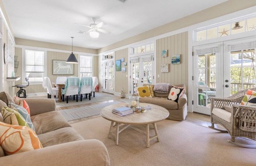 Watercolor House | House ∙ 2 bedrooms ∙ 6 guests