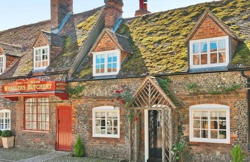Hambleden House | House ∙ 2 bedrooms ∙ 4 guests
