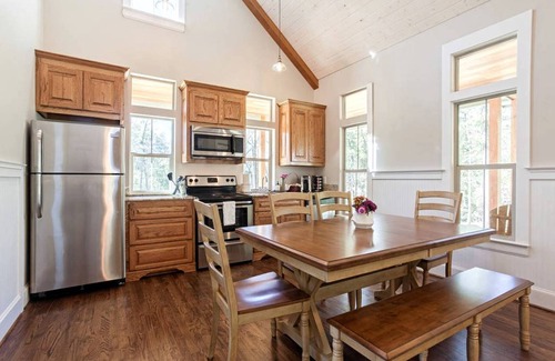 Royse City House | House ∙ 2 bedrooms ∙ 8 guests