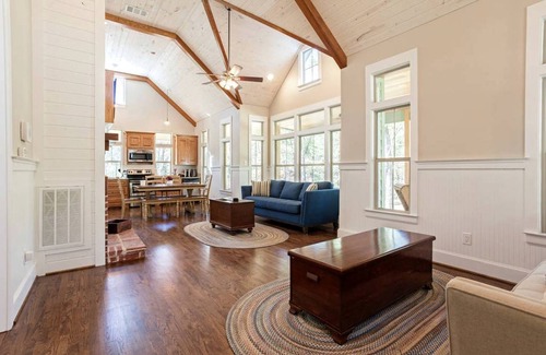Royse City House | House ∙ 2 bedrooms ∙ 8 guests