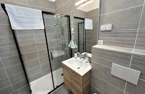 Satolas-et-Bonce Apartment | House 20 with 5 bedrooms lechaffardcom
