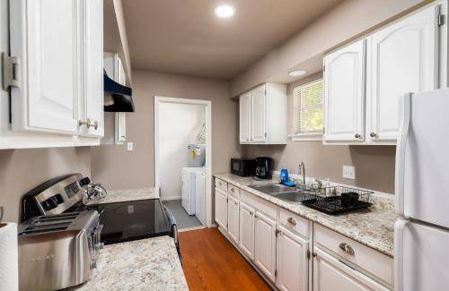 West San Antonio House | House ∙ 3 bedrooms ∙ 8 guests
