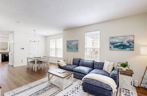North Charleston House | House ∙ 3 bedrooms ∙ 6 guests