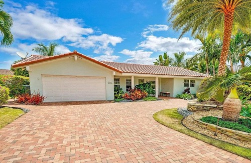 Tropic Isle House | House ∙ 3 bedrooms ∙ 6 guests