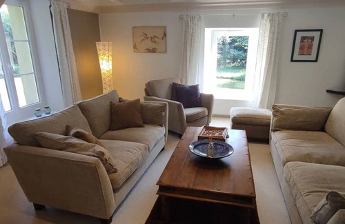 Courcy House | House ∙ 3 bedrooms ∙ 5 guests