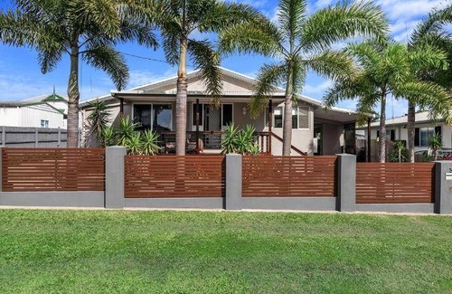 Pialba House | House ∙ 3 bedrooms ∙ 6 guests
