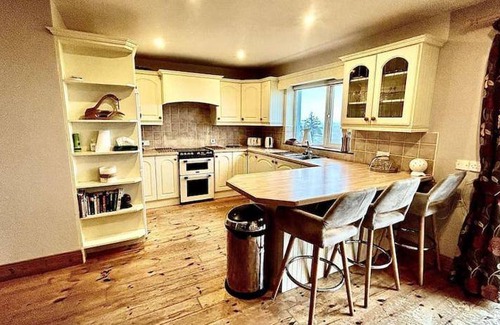 Ballinskelligs House | House ∙ 3 bedrooms ∙ 6 guests