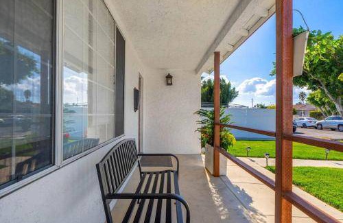 North Hollywood House | House ∙ 3 bedrooms ∙ 7 guests