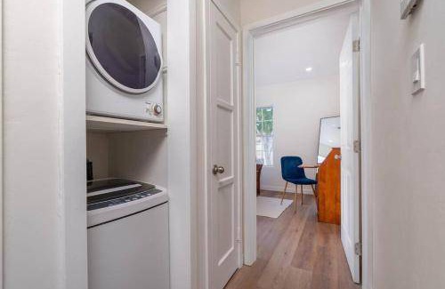 North Hollywood House | House ∙ 3 bedrooms ∙ 7 guests