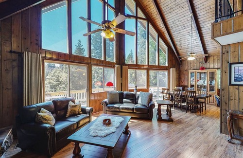 Blue Jay House | House ∙ 4 bedrooms ∙ 8 guests