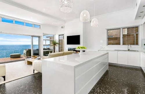 Shellharbour House | House ∙ 4 bedrooms ∙ 8 guests