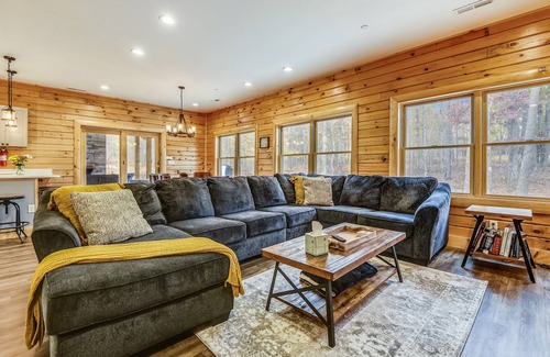 McHenry House | House ∙ 4 bedrooms ∙ 10 guests