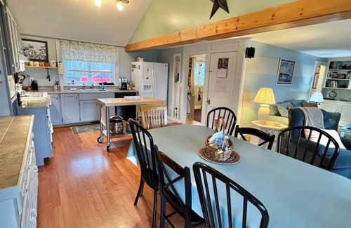 North Sebago House | House ∙ 4 bedrooms ∙ 10 guests