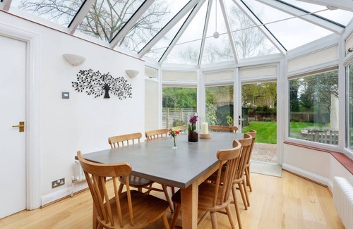 Kew House | House ∙ 4 bedrooms ∙ 7 guests