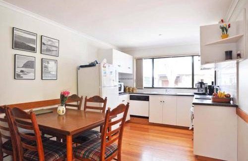 Inverloch House | House ∙ 4 bedrooms ∙ 9 guests