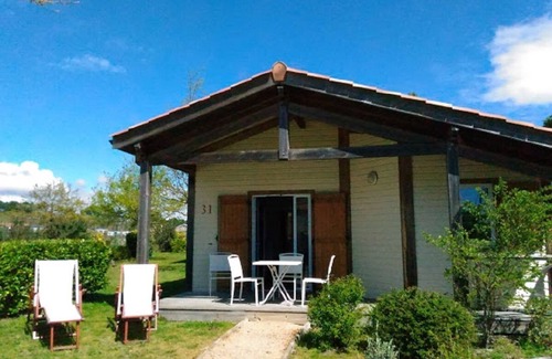Parentis-en-Born House | House 4 persons, swimming pool, wifi - rental possible from Sunday to Sunday