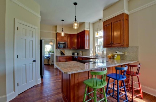 Madison House | House 5 Bedroom-5 king beds/4.5 Baths, PET FRIENDLY, POOL During Summer*