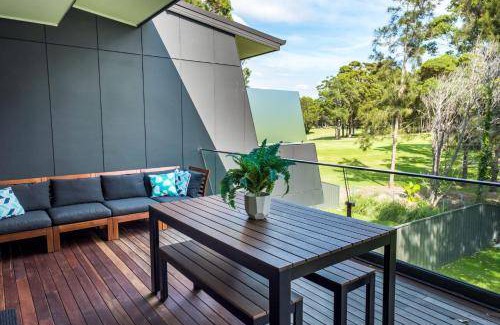 Mollymook House | House ∙ 5 bedrooms ∙ 12 guests