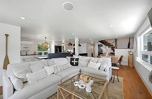 Green Bay House | House ∙ 5 bedrooms ∙ 14 guests