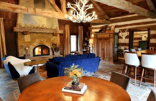 Wimberley House | House ∙ 5 bedrooms ∙ 14 guests
