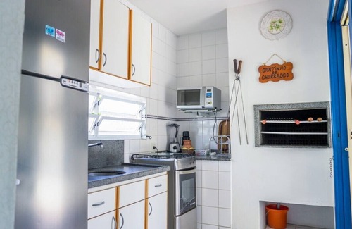 Ingleses Sul House | House 50 meters from the sand of Praia dos Ingleses or a 5-minute walk.
