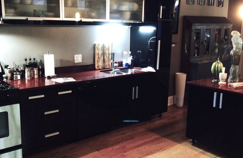 Magnolia Glen Bed & Breakfast | House 5863 - Chicago Bed and Breakfast