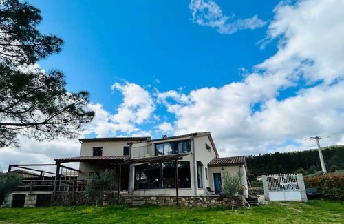 Les Salelles House | House ∙ 6 bedrooms ∙ 14 guests