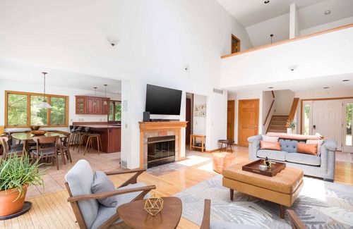 Noyack House | House ∙ 6 bedrooms ∙ 12 guests