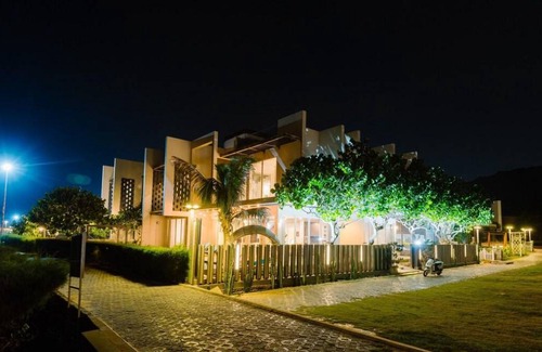 Long Hai House | House ∙ 7 bedrooms ∙ 16 guests
