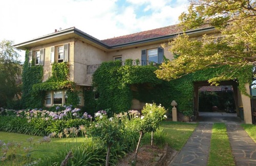 Glenelg House | House ∙ 7 bedrooms ∙ 16 guests