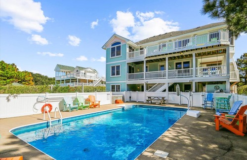 Whalehead Beach House | House ∙ 8 bedrooms ∙ 18 guests