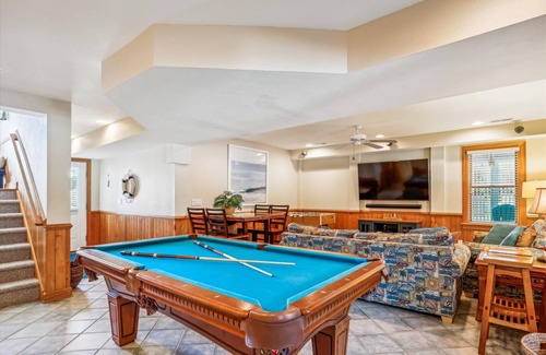 Whalehead Beach House | House ∙ 8 bedrooms ∙ 18 guests