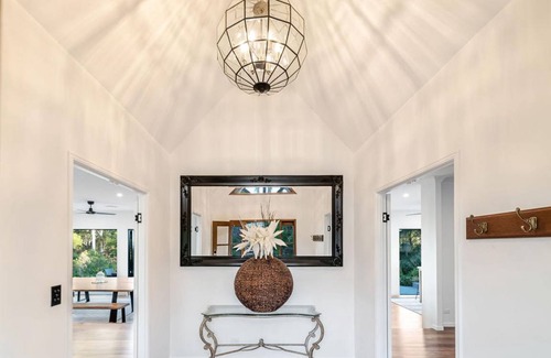 Ninderry House | House ∙ 8 bedrooms ∙ 25 guests