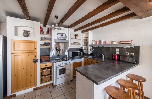 Albiez-Montrond Ski Chalet | House 8 people comfortably 150m from the slopes - Linen included
