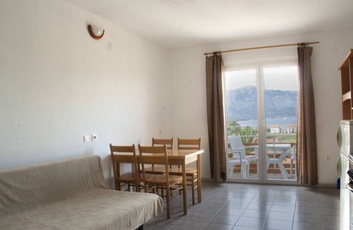 Lumbarda Apartment | House Baglija