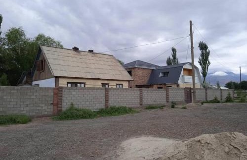 Issyk-Kul Region House | House by Lake Balykchy