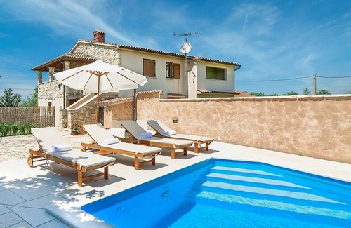 Rosini House | House Casa Piccola Barbici with pool in Porec, Istria