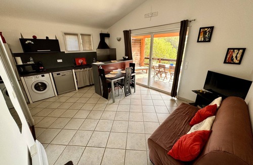 Monacia-d'Aullene House | HOUSE CASA ROSSA, F2, 37m2 + covered terrace 20m2, Clim, Wifi, parking.