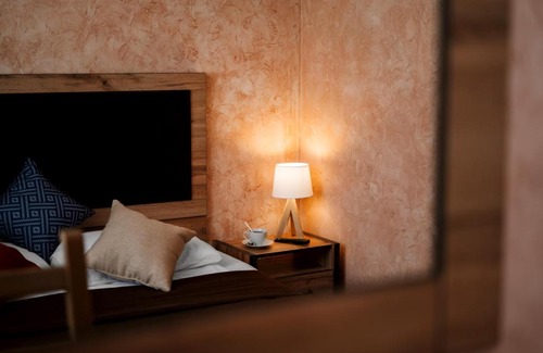 Oktyabrskiy rayon Hotel | House City