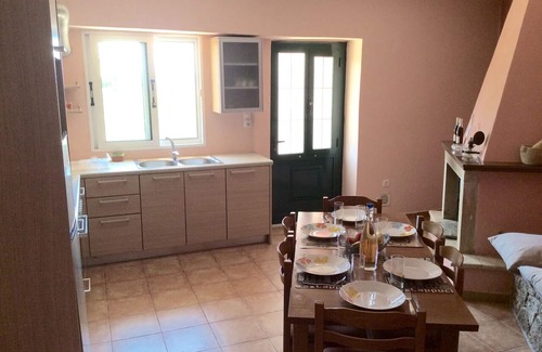 Doukades House | HOUSE DOUKADES, Ολόκληρο εξοχικό σπίτι.