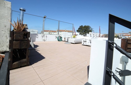 Monserrate House | House, downtown, near the beach