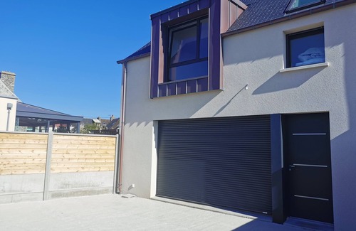 Tourlaville House | House facing the sea and a few steps from the beach