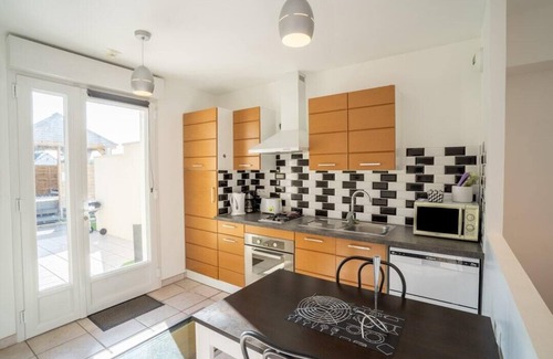 Vierville-sur-Mer House | House facing the sea, with swimming pool and SPAnOMAHA GITES