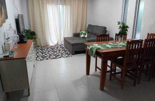Pontal da Cruz House | House for 9 people large living room 2 balconies tv Netflix wi-fi beautiful beach